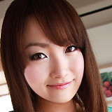 新村さき